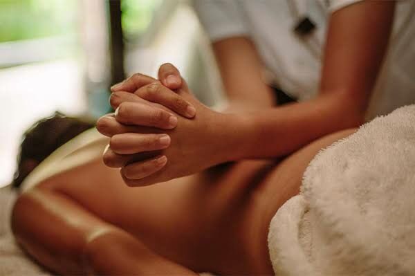 【移動なしで癒される】💆‍♂️💤✨ 博多メンズエステガーベラの出張サービスが好評です！✨・ - 博多メンズエステ【Gerberaｰガーベラ】メンズアロマ